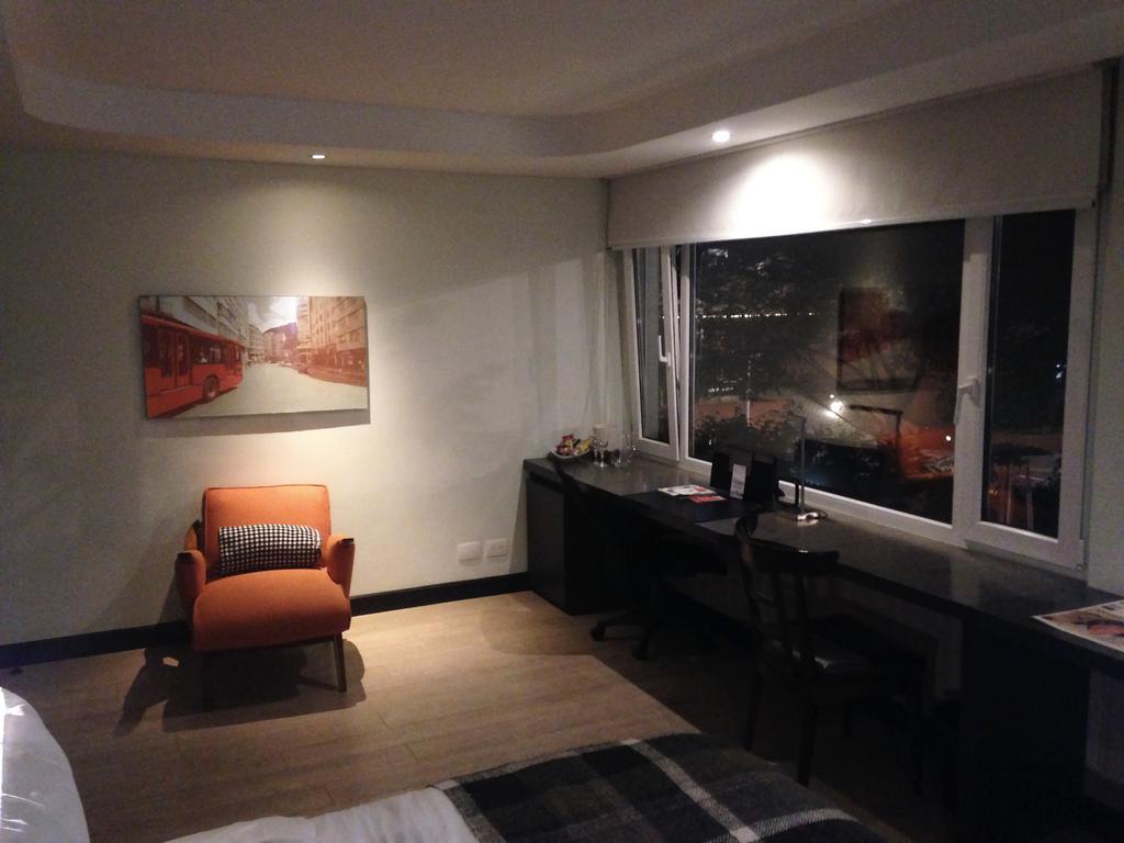 Casa Gaitan Cortes Hotel Богота Экстерьер фото