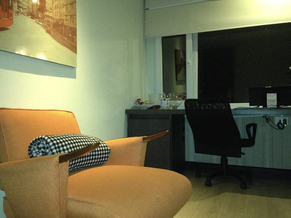 Casa Gaitan Cortes Hotel Богота Экстерьер фото