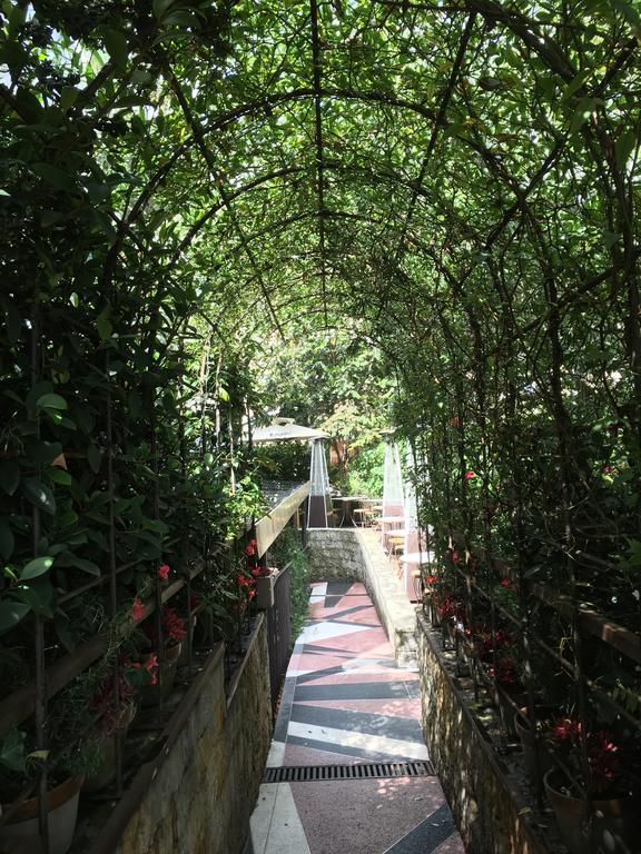 Casa Gaitan Cortes Hotel Богота Экстерьер фото